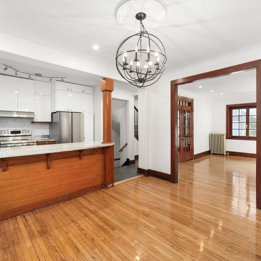 4441 Av. Madison - Photo 1