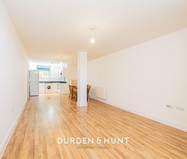 Whitewell Road, Colchester - Photo 4