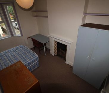 5 bedroom semi-detached house to rent - Photo 6