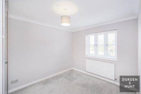 Kingsley Meadows, Wickford - Photo 3