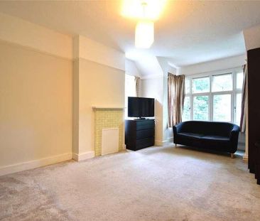 Farnborough Road, Farnborough, Hampshire, GU14 - Photo 1