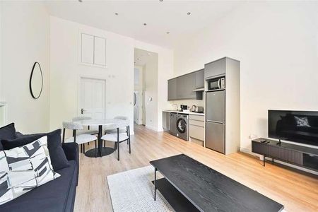 Ennismore Gardens, London, SW7 - Photo 4
