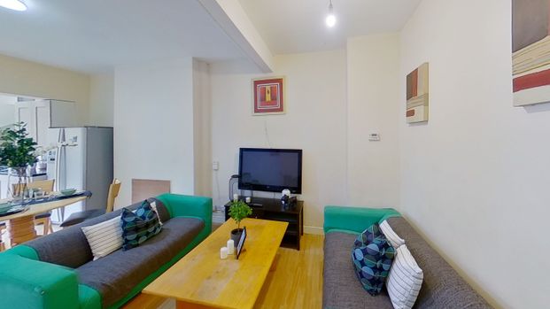 95 Castle Boulevard, NG7 1FE, NOTTINGHAM - Photo 1