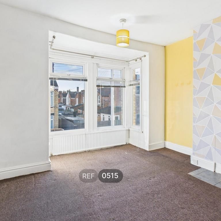 3 bedroom terraced house to rent - Photo 1