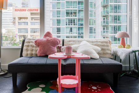 For Lease - 1 Concord Cityplace Way Unit# 303, Toronto, Ontario - Photo 3