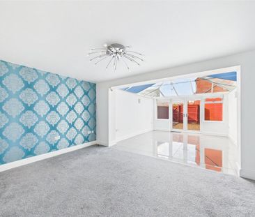 3 bedroom terraced house to rent - Photo 1