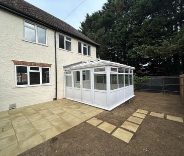 3 bedroom semi-detached house to rent - Photo 6