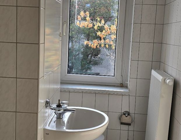 frisch renoviert und bezugsfrei 3 Zimmer in der Nordstraße - Foto 1