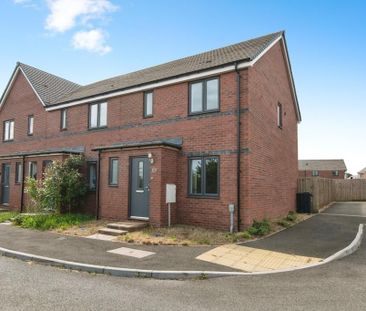 3 bedroom semi-detached house to rent - Photo 5