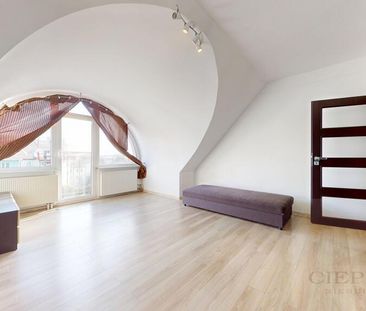 Przecław, 6pok., 2 piwnice, balkon - Photo 4