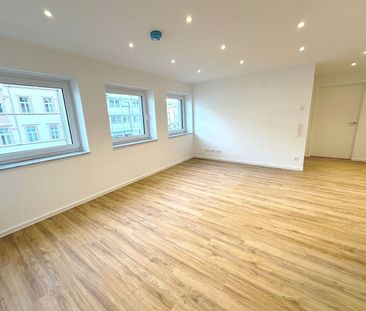 Erstbezug nach Kernsanierung- ideale 2er WG Wohnung mit Einbauküche... - Photo 1