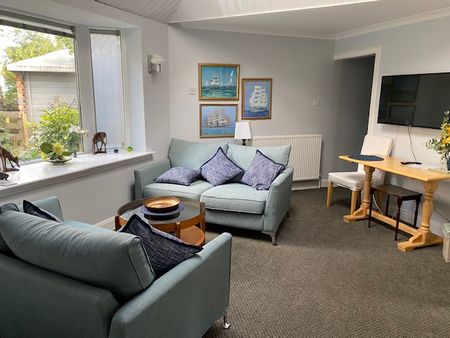 Castle Sands Cottage, The Scores, St Andrews - Photo 2