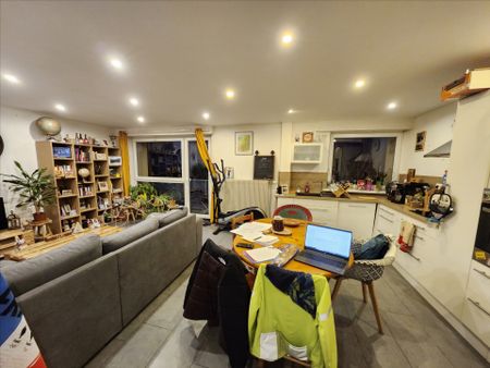 Location Appartement 63m² - Photo 4