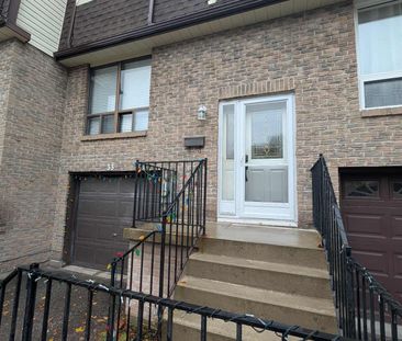 For Lease - 350 Camelot Court Unit# 33, Oshawa, Ontario - Photo 4