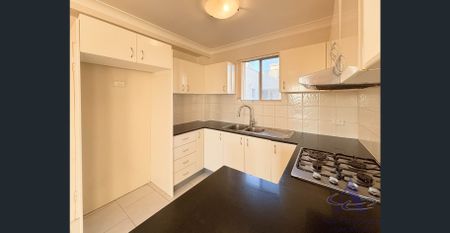 Spacious 2 bedroom apartment - Photo 4