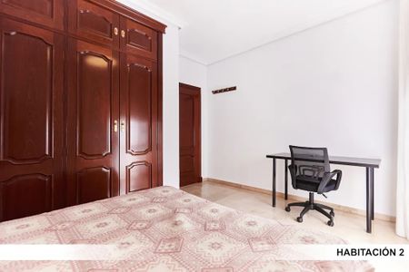 Calle Hernán Ruiz, Sevilla, Andalusia 41006 - Photo 3