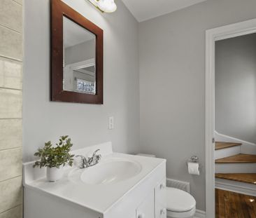 For Lease - 100 Harrold Place, Carlington - Central Park, Ontario - Photo 6