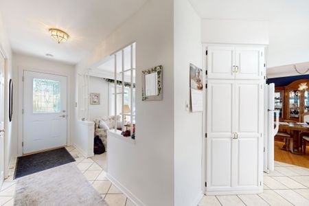 For Lease - 5177 Reeves Road, Burlington, Ontario - Photo 2