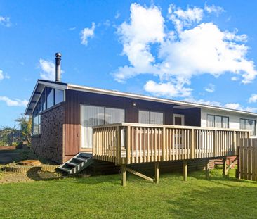 Bucklands Beach - 4 Bedoom Home Zone for Macleans College - Photo 1