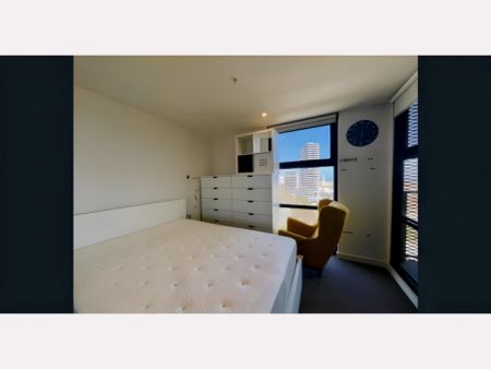 1 Bedroom - Photo 2