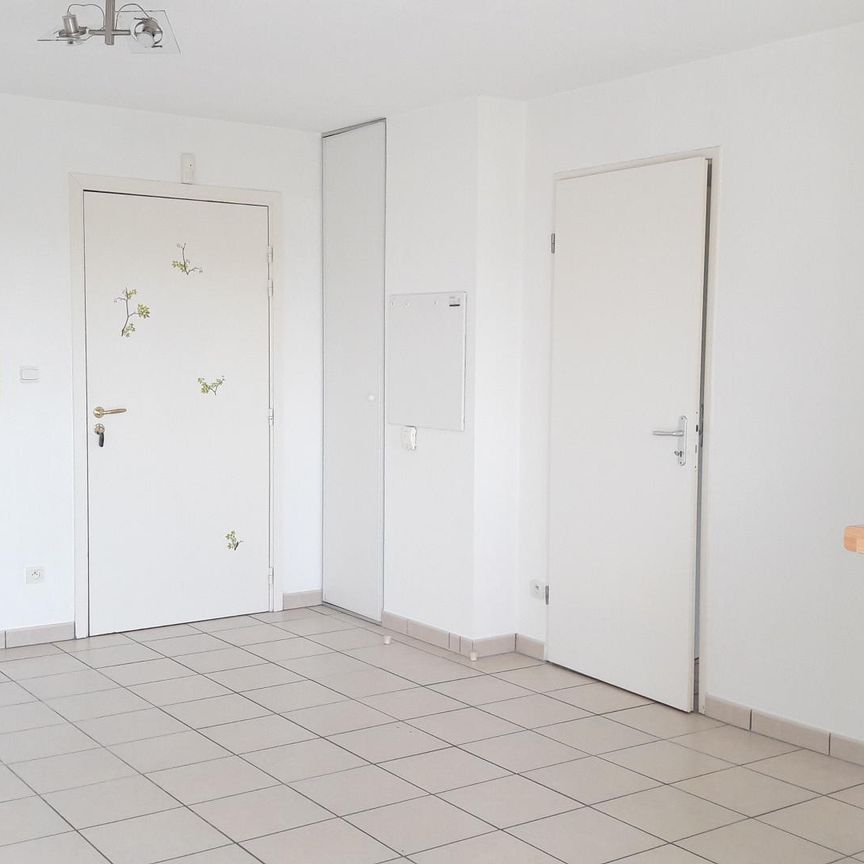 location Appartement T2 DE 44.12m² À POITIERS - Photo 1