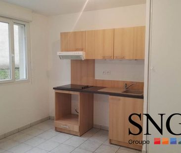 T2 AVEC TERRASSE ET PARKING - Photo 2