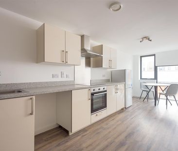 Rent QUBE, West Street, S1 £850pcm - Photo 3