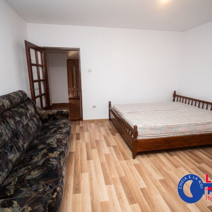 ID 9551 Casă P+1 de închiriat – Strada Mahmudiei - Fotografie 1