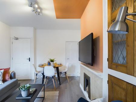 4 bedroom house to rent - Photo 2