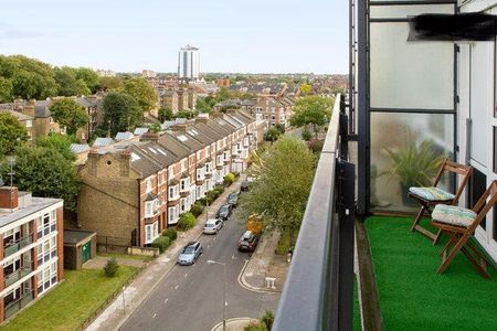 Rosenau Road, London, SW11 - Photo 5