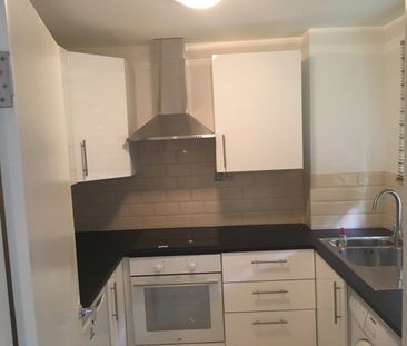 Studio Flat, Willoughby Mews, N17 - Photo 1