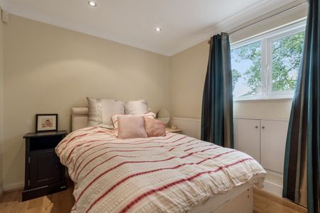 The Spinneys, Bickley, Kent, BR1 - Photo 5