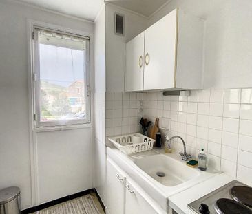 Location Appartement 1 pièce 24m² CLERMONT FERRAND 63100 - Photo 2