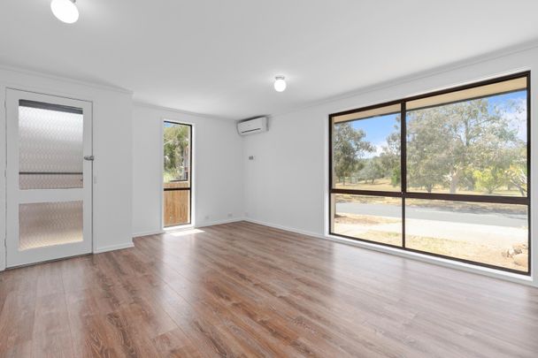 15 Shakespeare Cres, Fraser ACT 2615 - House For Rent | Domain - Photo 1
