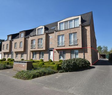 Modern gelijkvloers appartement met 3 slaapkamers. - Photo 2