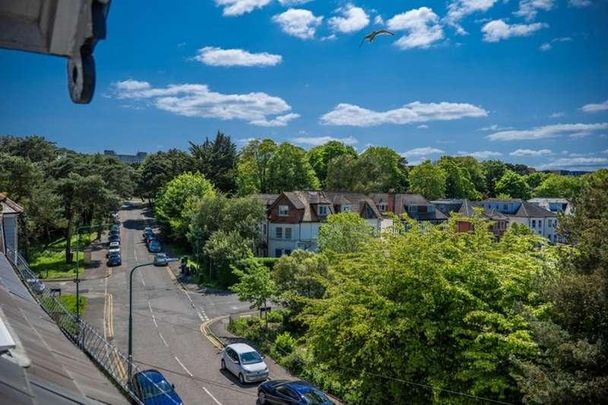 Gardens View, Bournemouth, BH1 - Photo 1