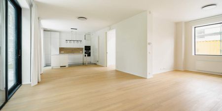 Woning te huur in Ukkel voor € 3.300 met 3 slaapkamers - Photo 4