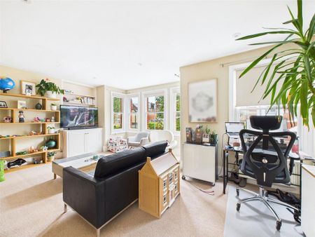 2 bedroom maisonette to rent - Photo 5