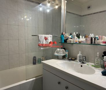 Location Appartement 2 pièces 48m² - Photo 2