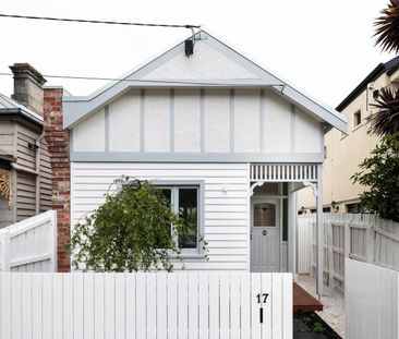 MAGNIFICENT ARCHITECTURALLY DESIGNED HOME - Photo 6