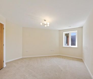 1 bedroom retirement property to rent - Photo 3