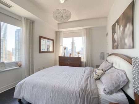 UPTOWN RESIDENCES: Yonge St & Bloor St (35 Balmuto St) AD#2606 - Photo 5