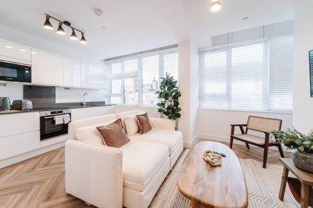 1 Bedroom , Chester - Photo 3