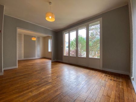 Location Appartement 3 pièces 59m² BESANCON 25000 - Photo 2