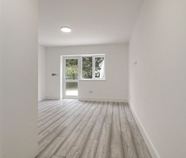 Room 3 - Northumberland Road, North Harrow, HA2 - Photo 2