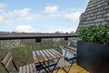 4 bed flat to rent - Photo 5