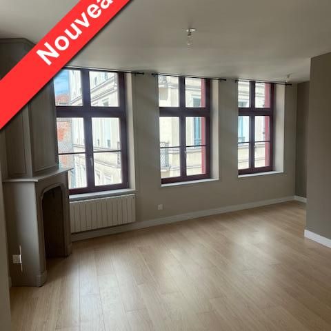 Location Appartement 4 pièces 83m² DOUAI 59500 - Photo 1