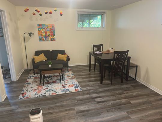 For Lease - 242 Farley Drive Unit# Lower, Guelph, Ontario - Photo 1