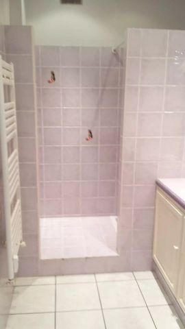 Location Appartement 3 pièces 66m² NICE 06000 - Photo 5