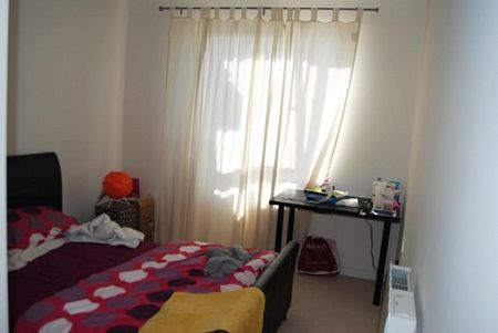 2 Bed - Ocean Drive, Gillingham - Photo 3
